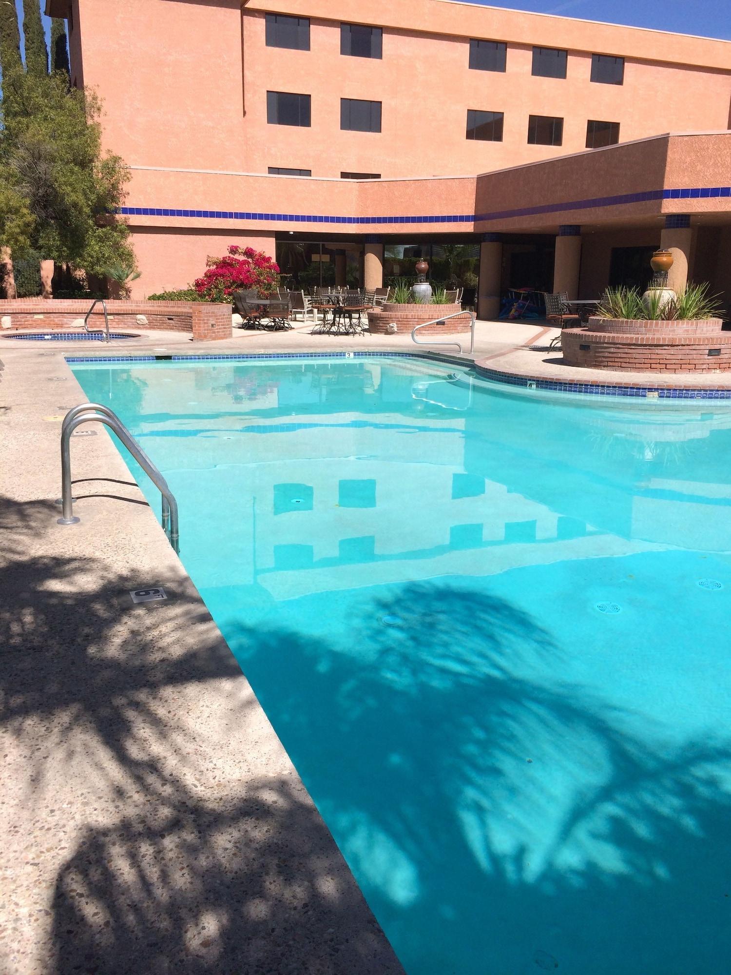 Ramada By Wyndham Viscount Suites Tucson East Exterior foto