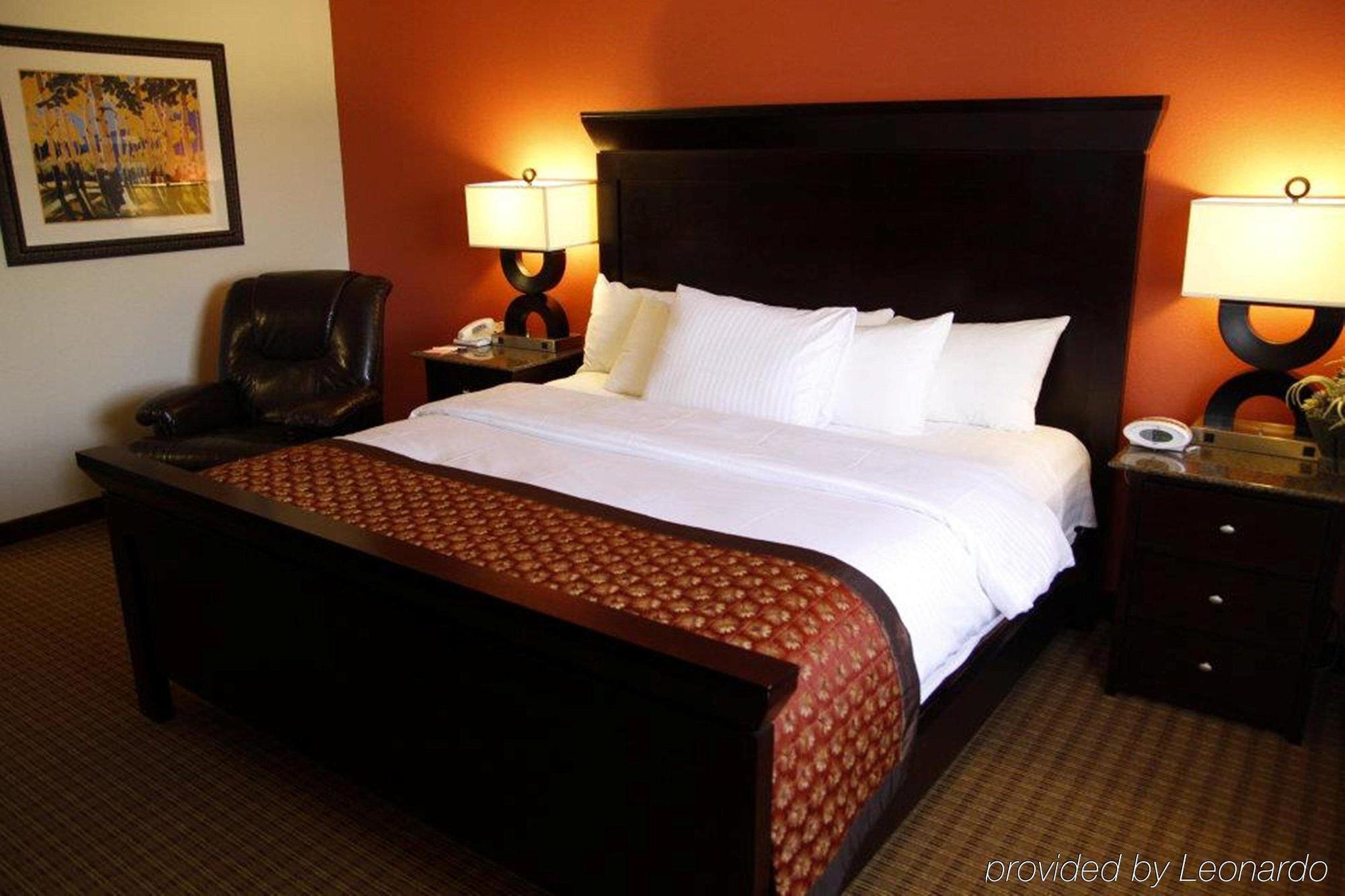 Ramada By Wyndham Viscount Suites Tucson East Exterior foto