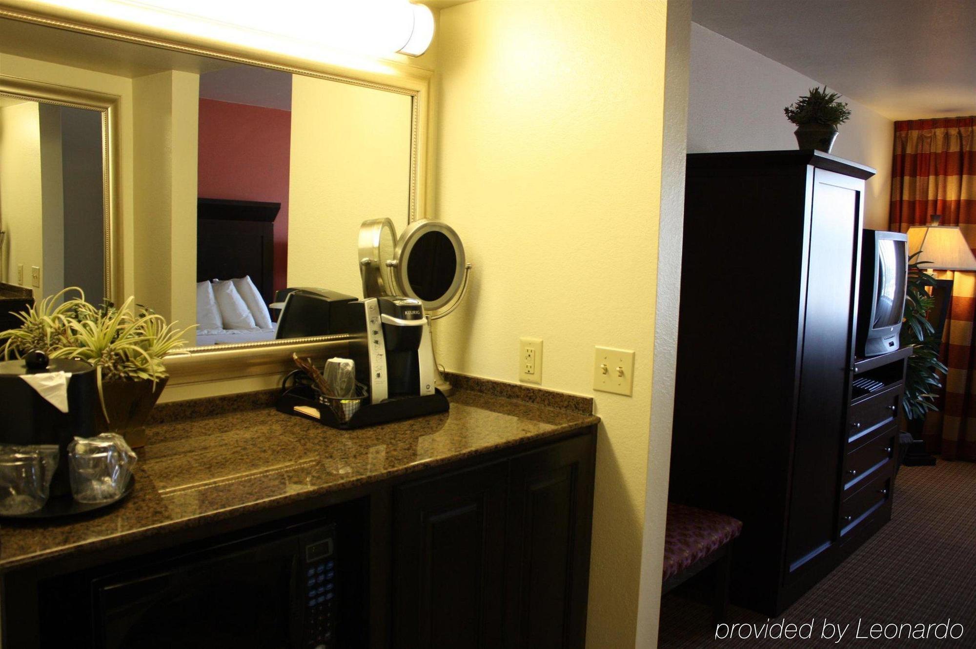 Ramada By Wyndham Viscount Suites Tucson East Exterior foto