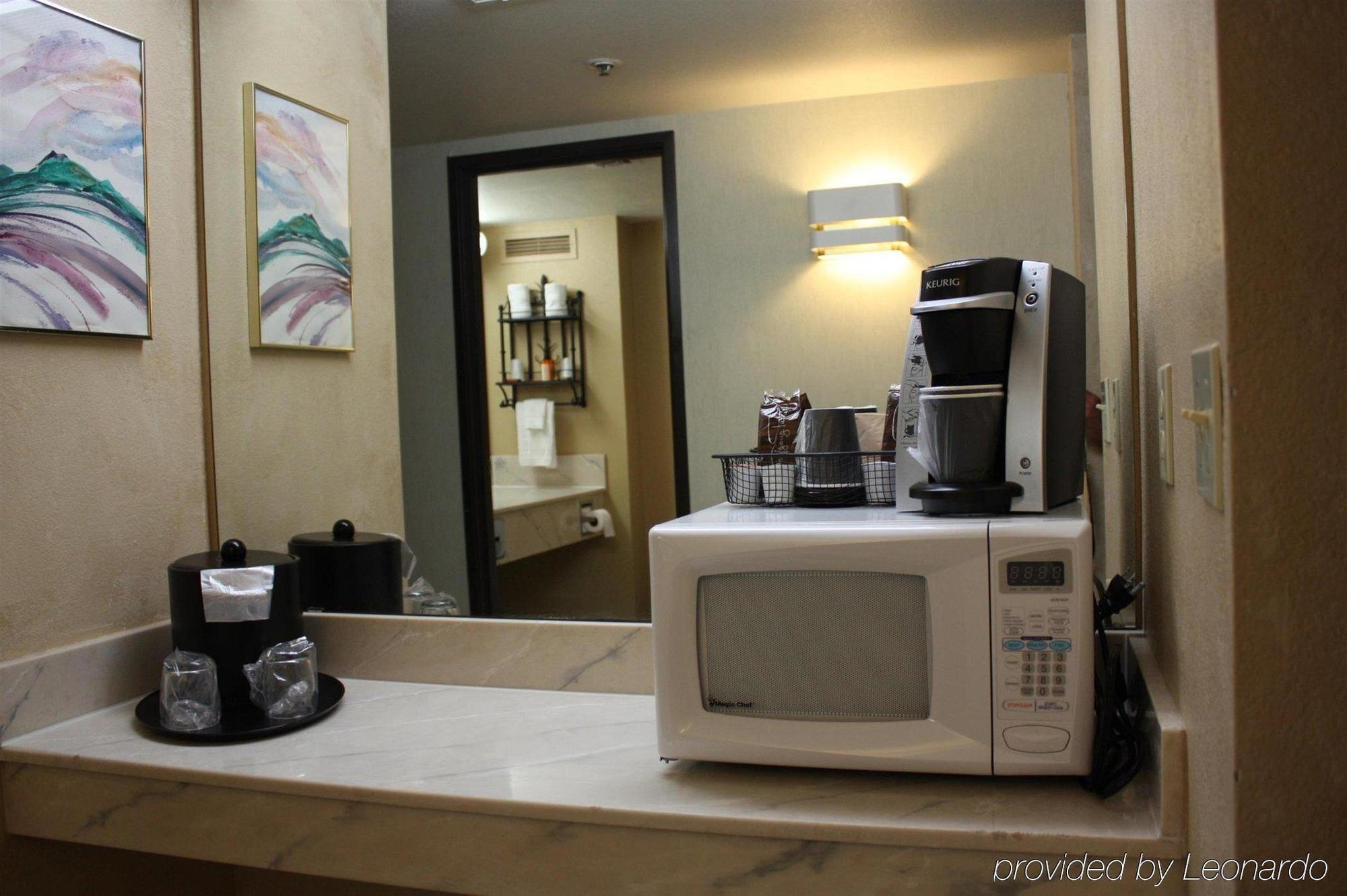 Ramada By Wyndham Viscount Suites Tucson East Exterior foto